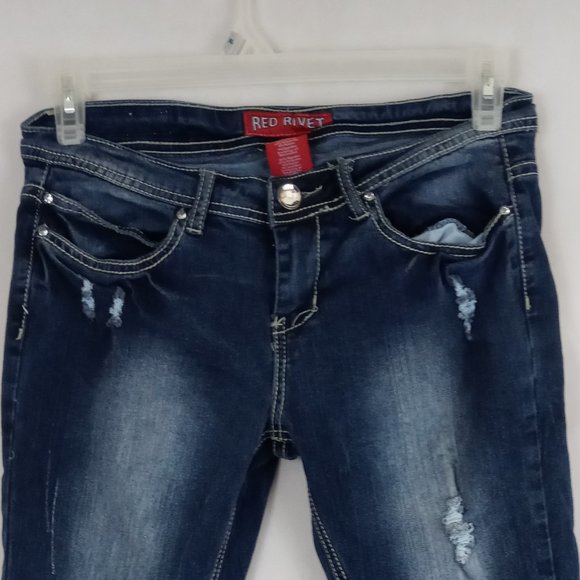 Red Rivet White Washed Ripped Capri's Size 11 - Picture 6 of 11